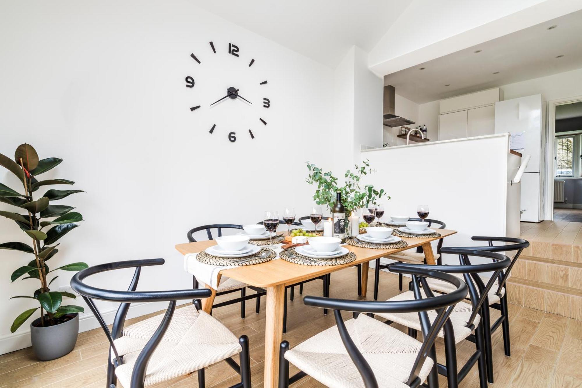 Cozy 3 Bedroom Terrace Cottage In Epsom Kültér fotó